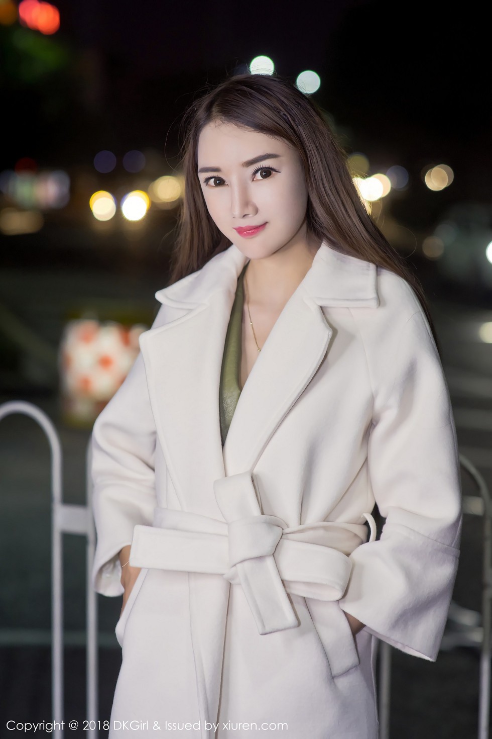 [DKGirl御女郎]Vol.059_嫩模婕西儿jessie羊城旅拍羊城夜景真空露出豪乳诱惑写真49P