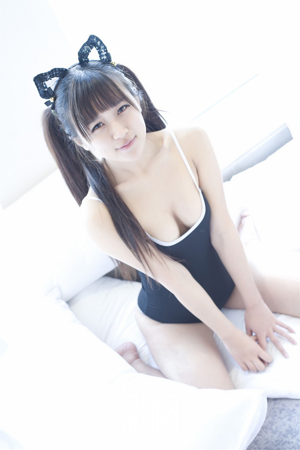 [GIRLT果团网]NO.030_嫩模熙恩居家日系连体运动服半脱秀性感内衣诱惑深沟写真52P