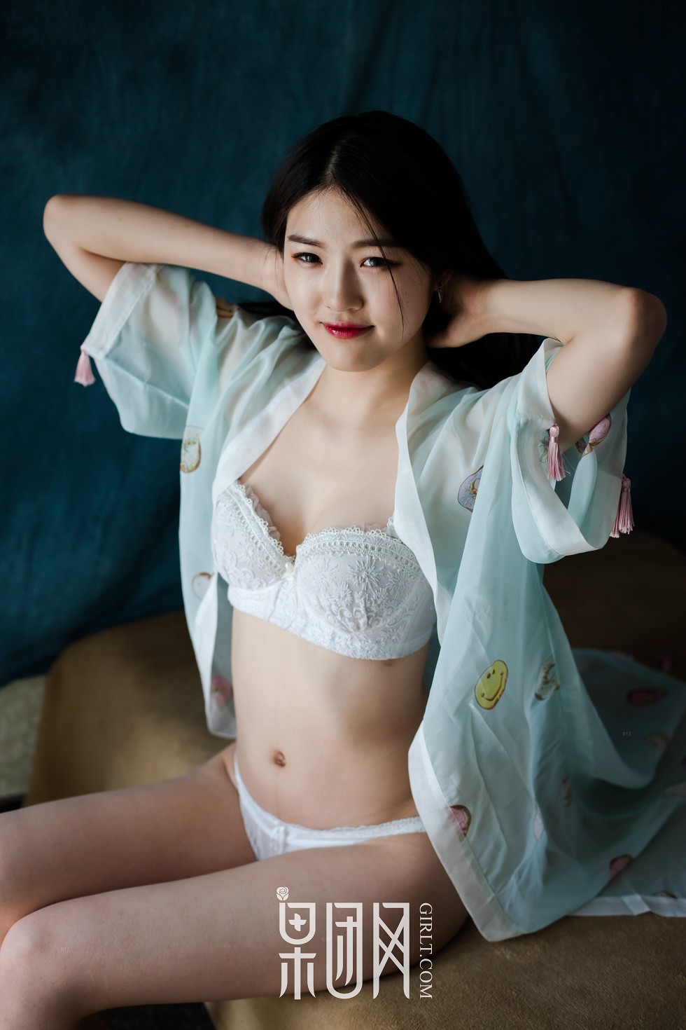 [GIRLT果团网]TG013_嫩模居家半透睡裙秀白色内衣+缕空黑色内衣美乳诱惑写真59P