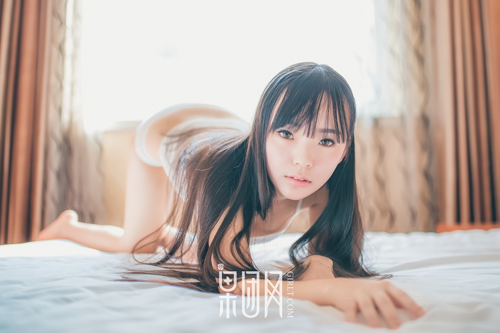 [GIRLT果团网]NO.034_似吉冈里帆少女嫩模居家私房白色内衣秀傲人美乳诱惑写真31P