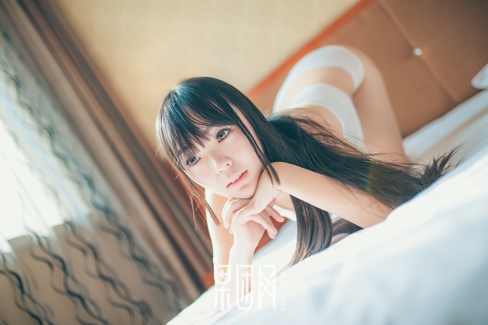 [GIRLT果团网]NO.034_似吉冈里帆少女嫩模居家私房白色内衣秀傲人美乳诱惑写真31P