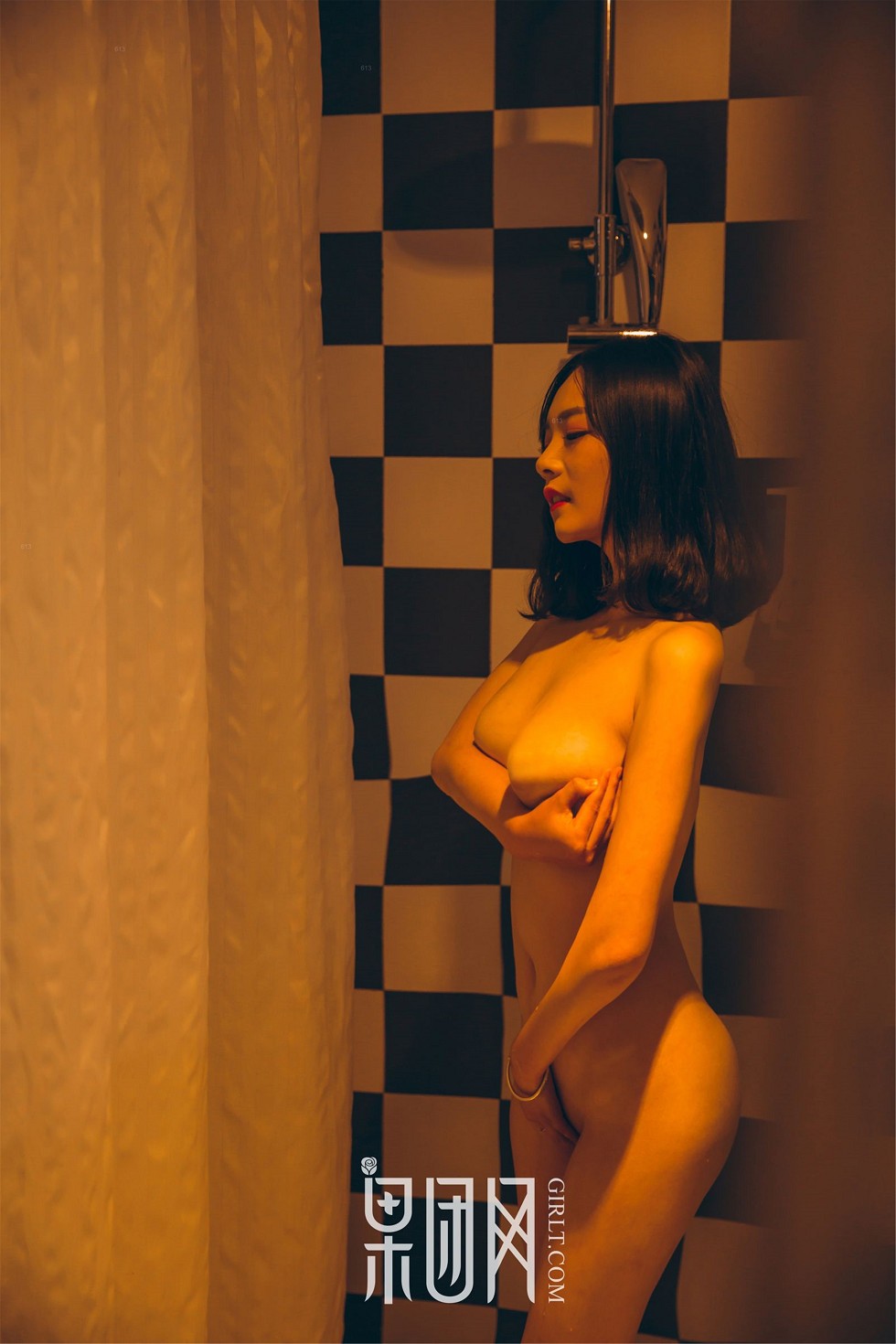 [GIRLT果团网]NO.035_嫩模皮蛋儿黑色蕾丝透视装全脱大尺度秀诱人胴体诱惑写真79P