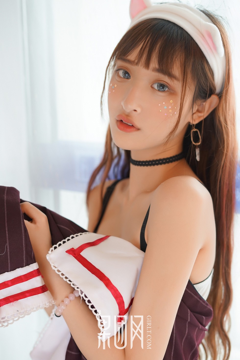 [GIRLT果团网]NO.036_嫩模little贝壳性感小狐狸居家粉嫩内衣系列甜美迷人写真55P