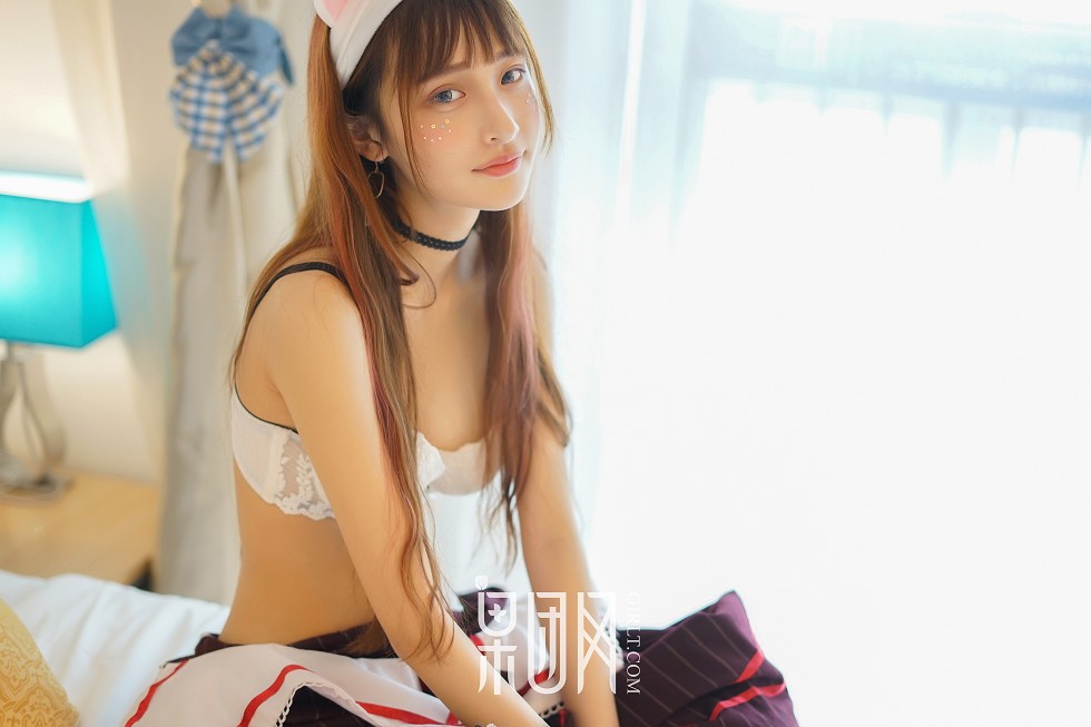 [GIRLT果团网]NO.036_嫩模little贝壳性感小狐狸居家粉嫩内衣系列甜美迷人写真55P