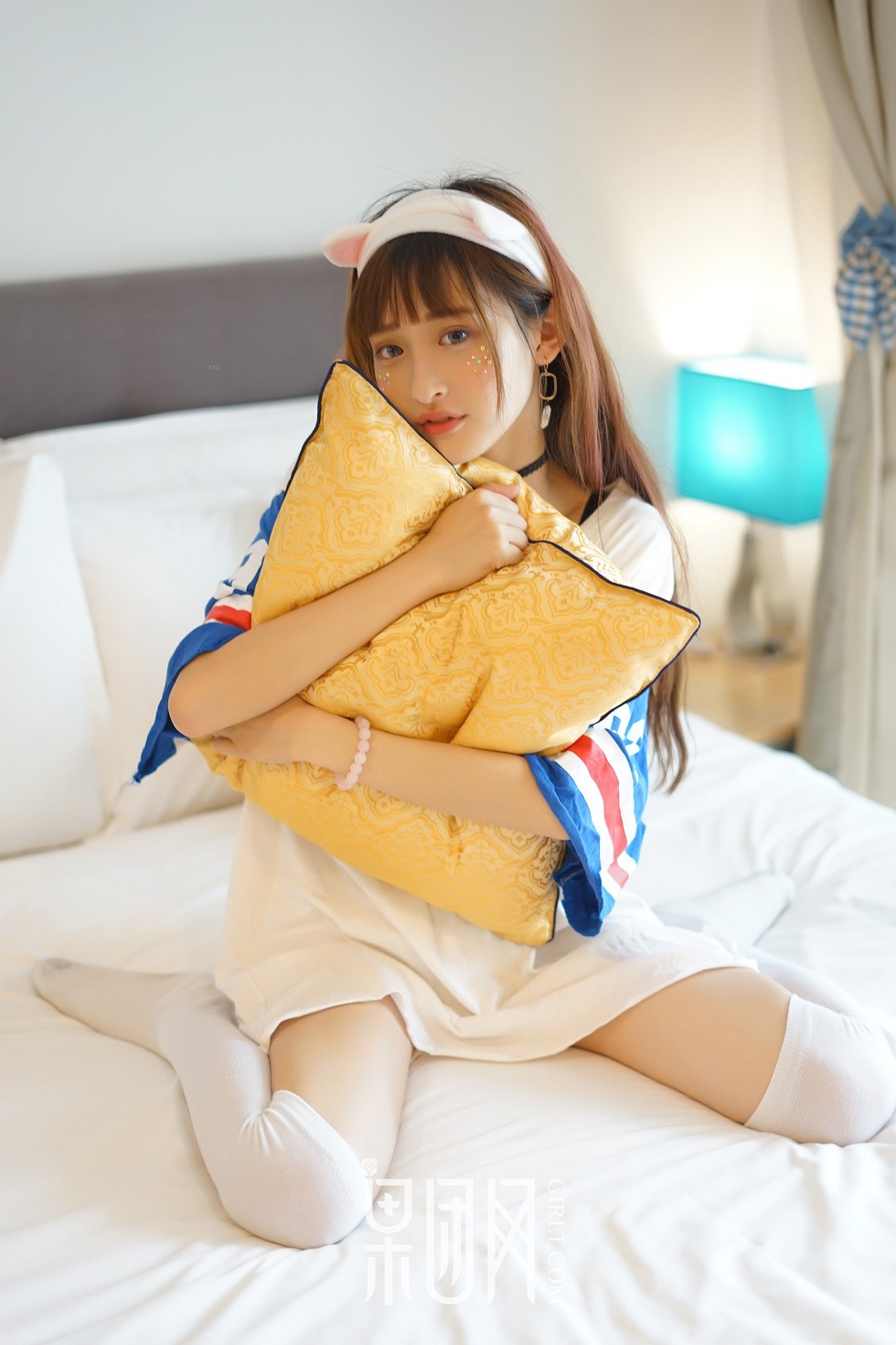 [GIRLT果团网]NO.036_嫩模little贝壳性感小狐狸居家粉嫩内衣系列甜美迷人写真55P