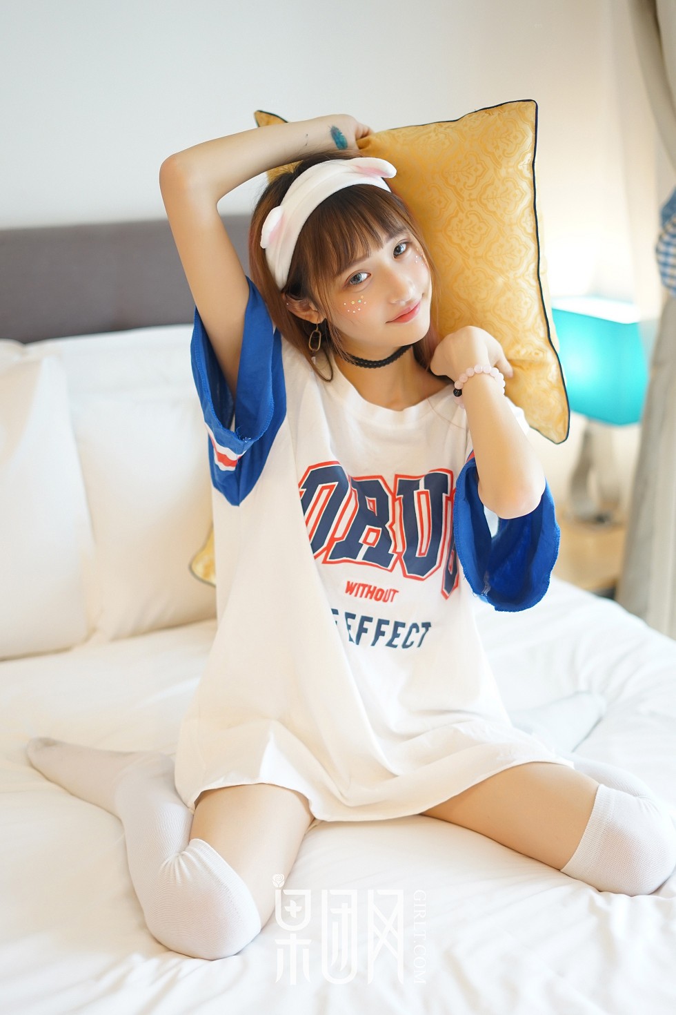 [GIRLT果团网]NO.036_嫩模little贝壳性感小狐狸居家粉嫩内衣系列甜美迷人写真55P