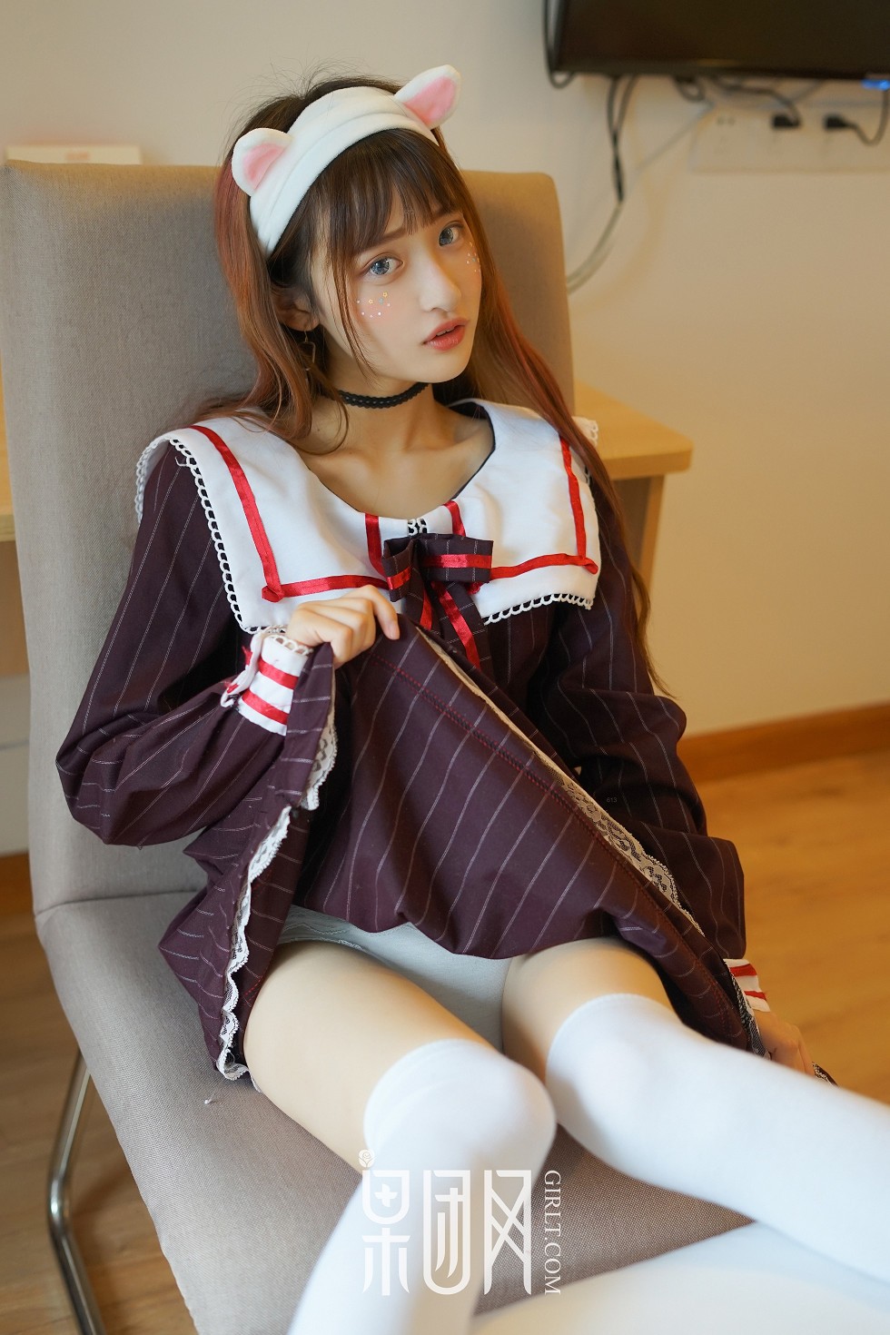 [GIRLT果团网]NO.036_嫩模little贝壳性感小狐狸居家粉嫩内衣系列甜美迷人写真55P