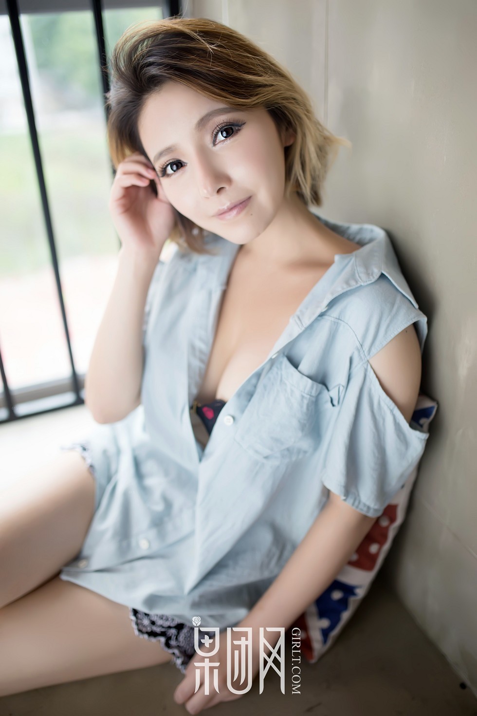 [GIRLT果团网]NO.037_日本女老湿居家性感内衣秀傲人豪乳迷人翘臀诱惑写真49P