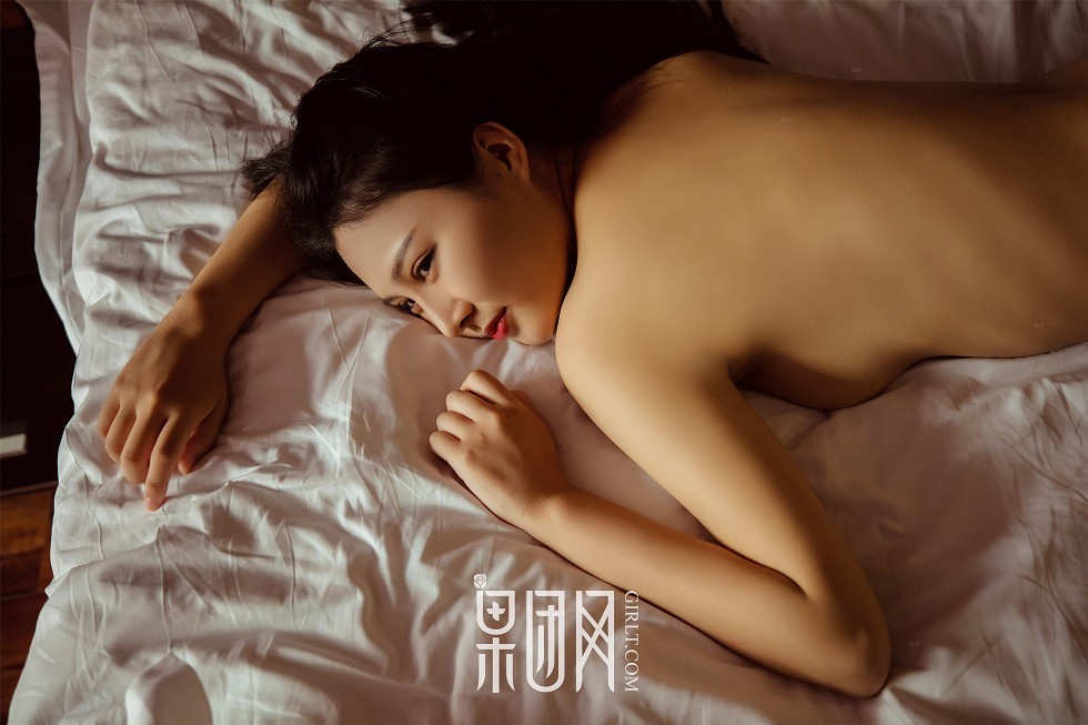[GIRLT果团网]NO.038_乳神钟紫怡浴缸里大尺度全裸秀34D豪乳撩人姿势诱惑写真59P