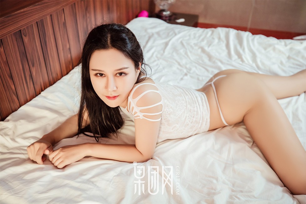 [GIRLT果团网]NO.038_乳神钟紫怡浴缸里大尺度全裸秀34D豪乳撩人姿势诱惑写真59P