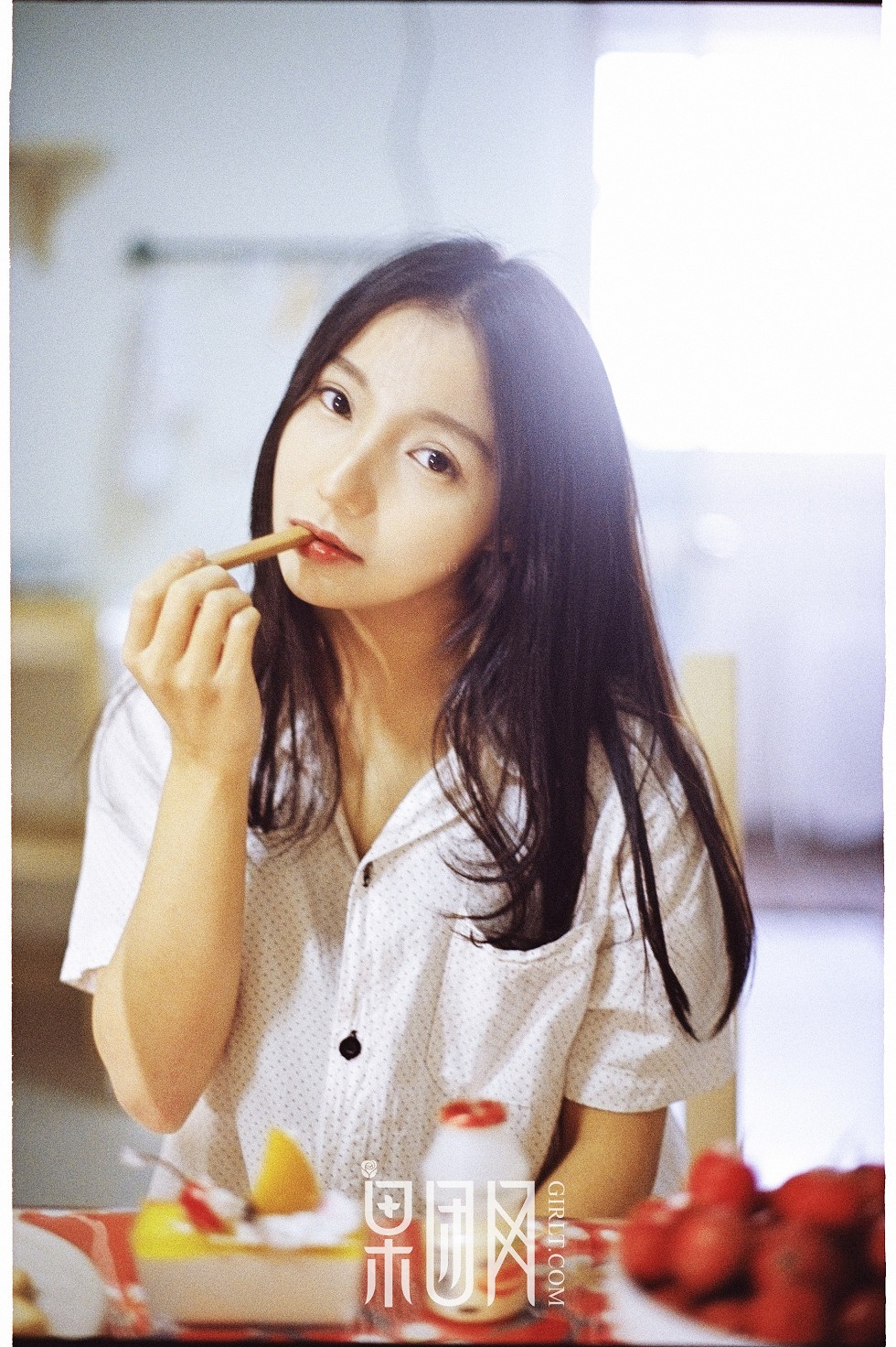 [GIRLT果团网]TG017_甜美女神范雅惠居家清爽白衬衣秀雪白肌肤性感可人写真67P