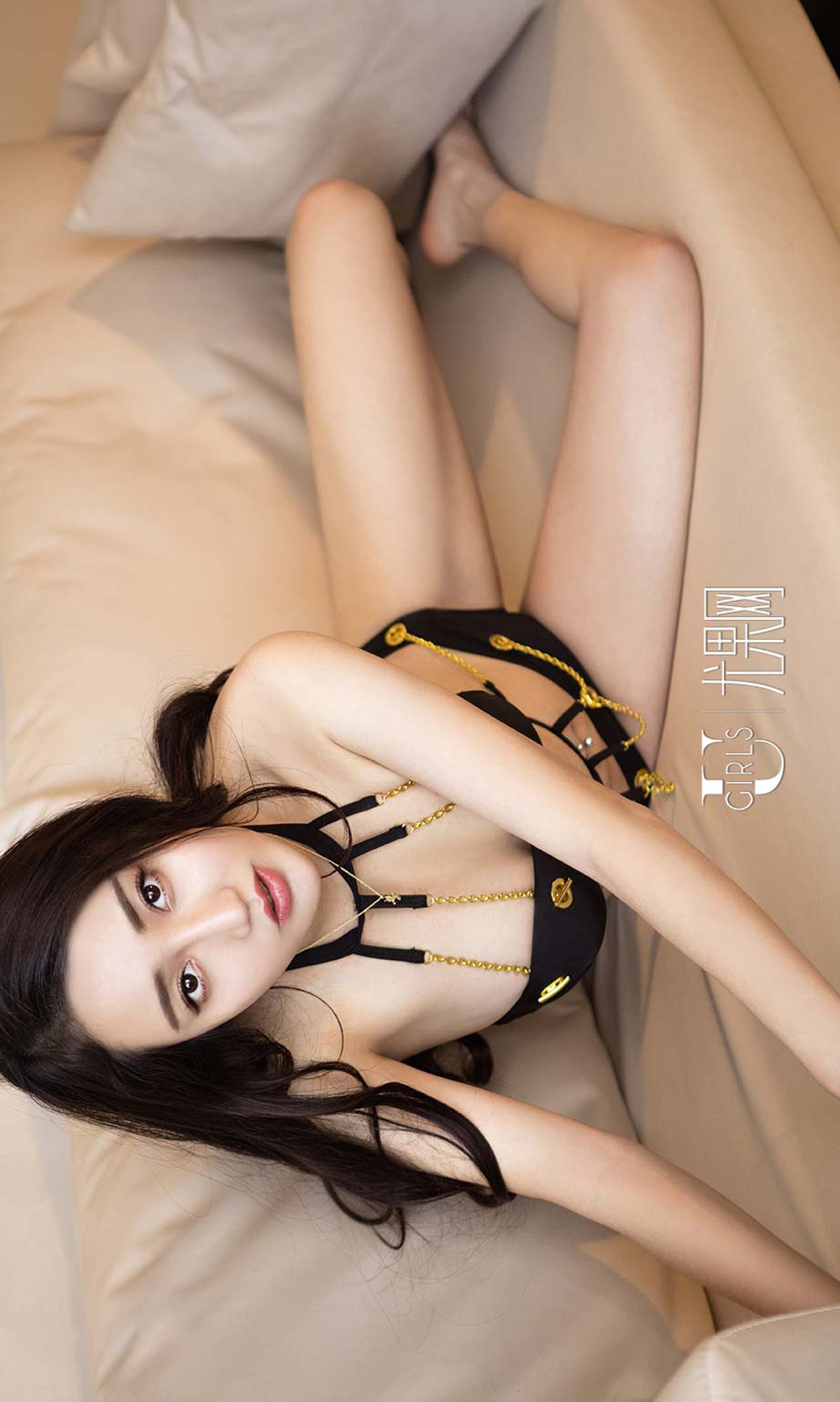 [Ugirls爱尤物]No.596_嫩模Ceekay粉嫩睡裙敞开秀白嫩肌肤诱人美乳诱惑写真40P