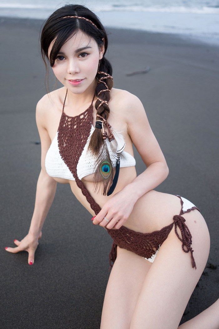 娇艳少妇沈佳熹半遮美乳勾人眼球(图12)