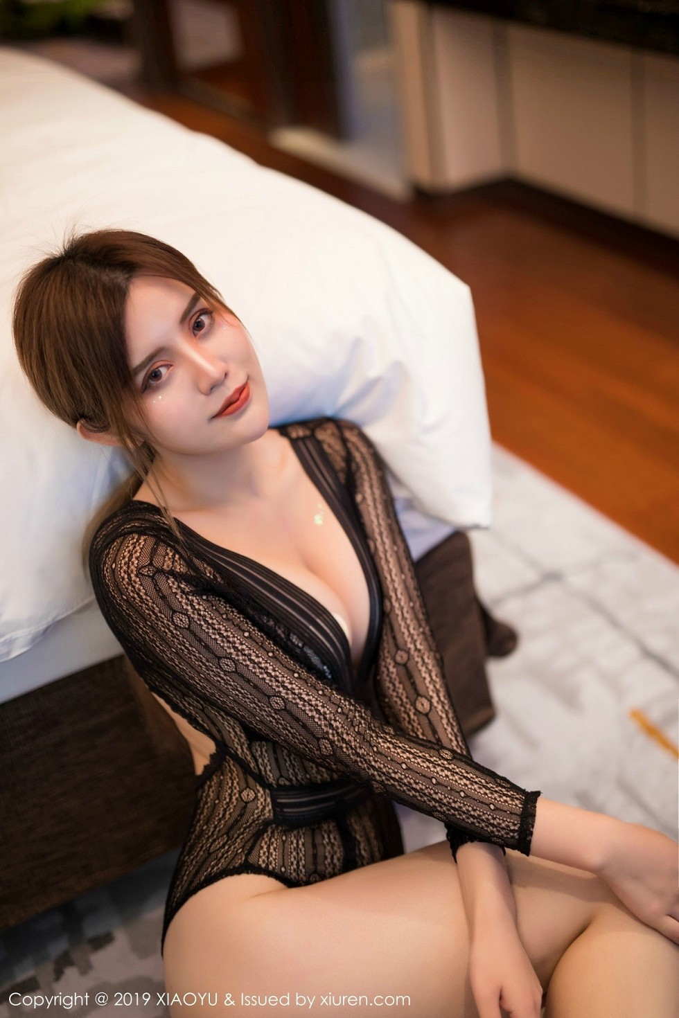 [XiaoYu画语界]Vol.064_女神Cris_卓娅祺私房黑色缕空连体衣秀完美身材诱惑写真52P