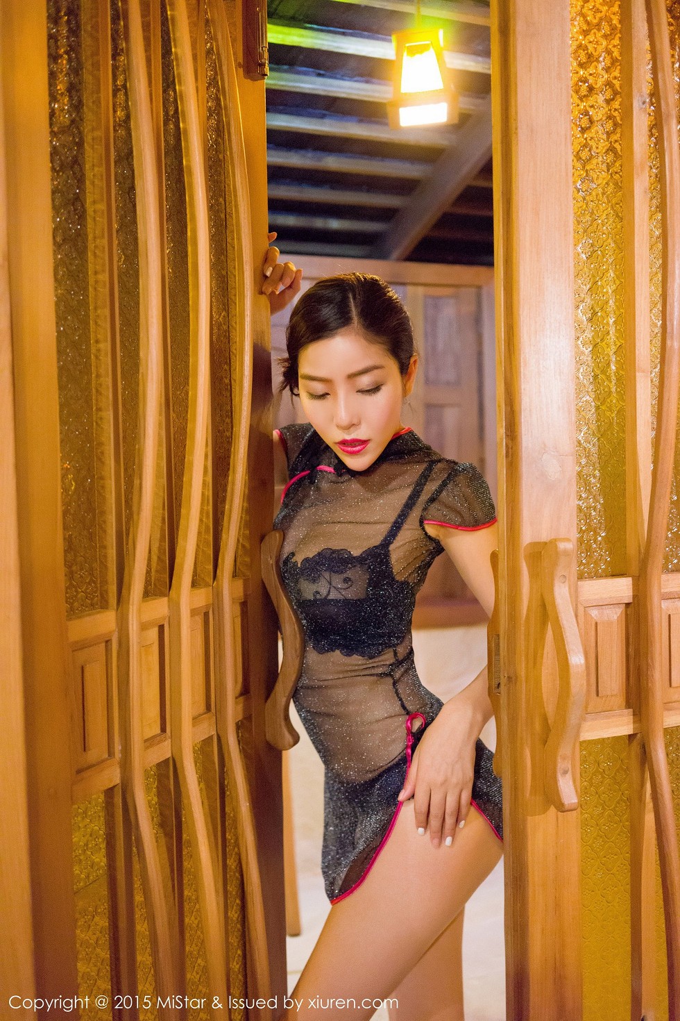 [MiStar魅妍社]Vol.037_嫩模陈欣普吉岛旅拍黑丝透视装现迷人豪乳性感写真60P