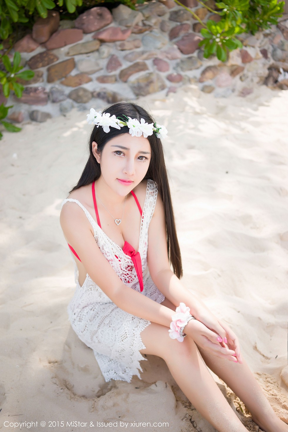 [MiStar魅妍社]Vol.038_嫩模嘉嘉Tiffany普吉岛旅拍性感学生装豪乳翘臀写真60P