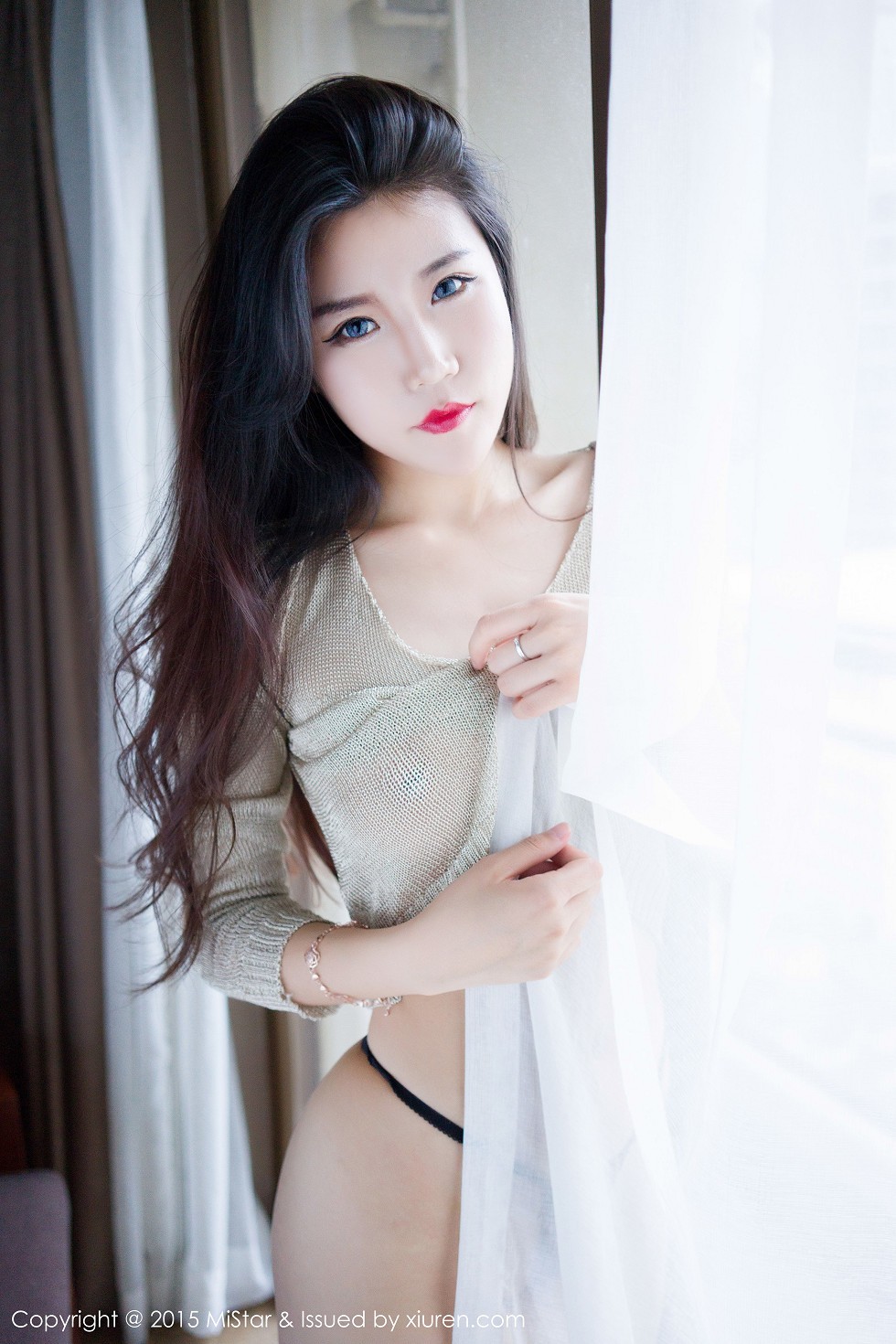 [MiStar魅妍社]Vol.040_嫩模Nicole妮可完美身材半裸下身性感翘臀写真60P