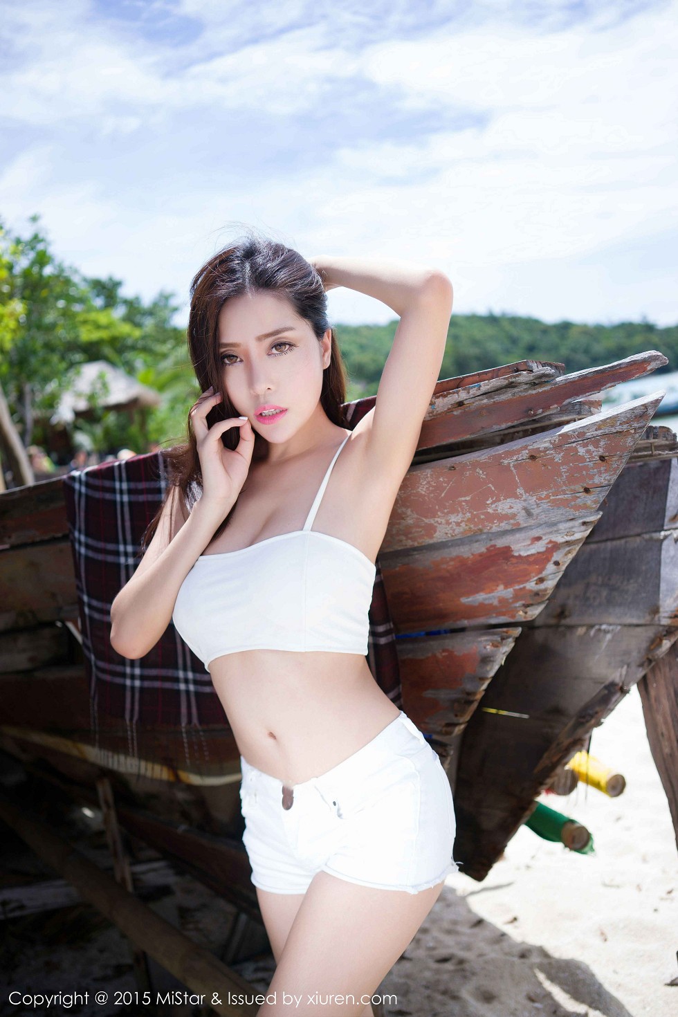 [MiStar魅妍社]Vol.043_嫩模陈欣普吉岛旅拍白色比基尼完美曲线豪乳诱惑60P