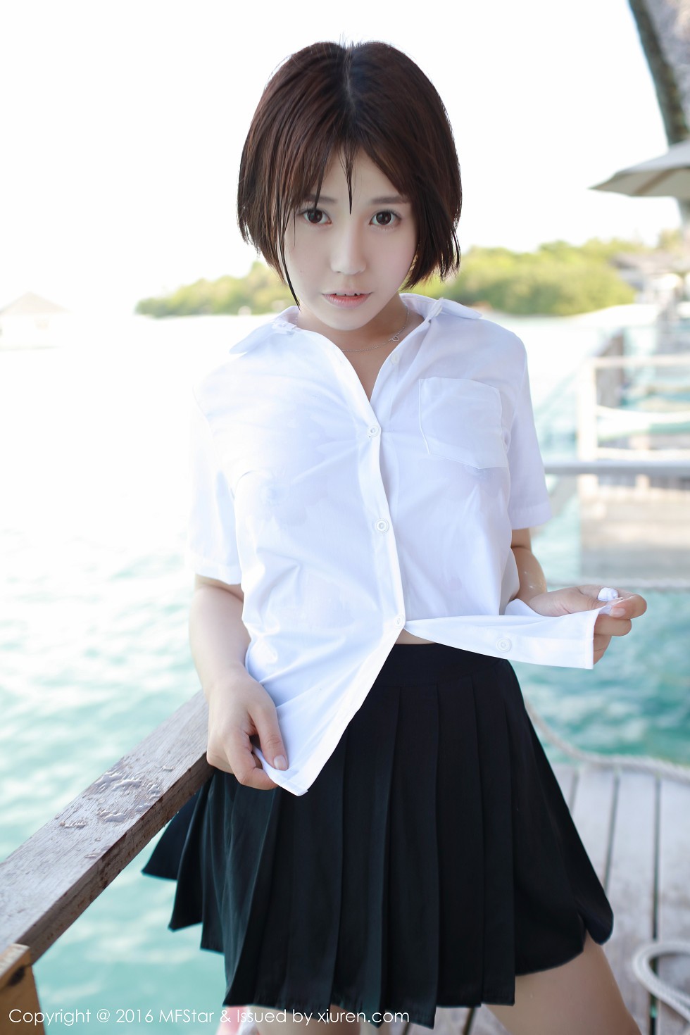 [MFStar模范学院]Vol.057_Evelyn艾莉马尔代夫旅拍性感比基尼白嫩肌肤写真53P