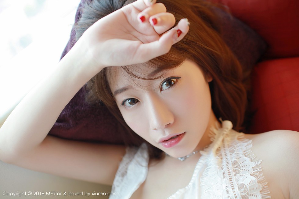 [MFStar模范学院]Vol.066_嫩模陈思雨Mango居家私房内衣诱人美乳性感翘臀写真50P