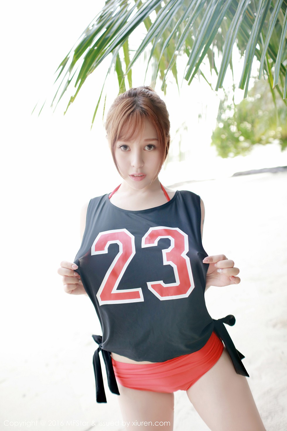 [MFStar模范学院]Vol.067_嫩模Evelyn艾莉心愿旅拍性感内衣蕾丝网袜诱惑写真50P