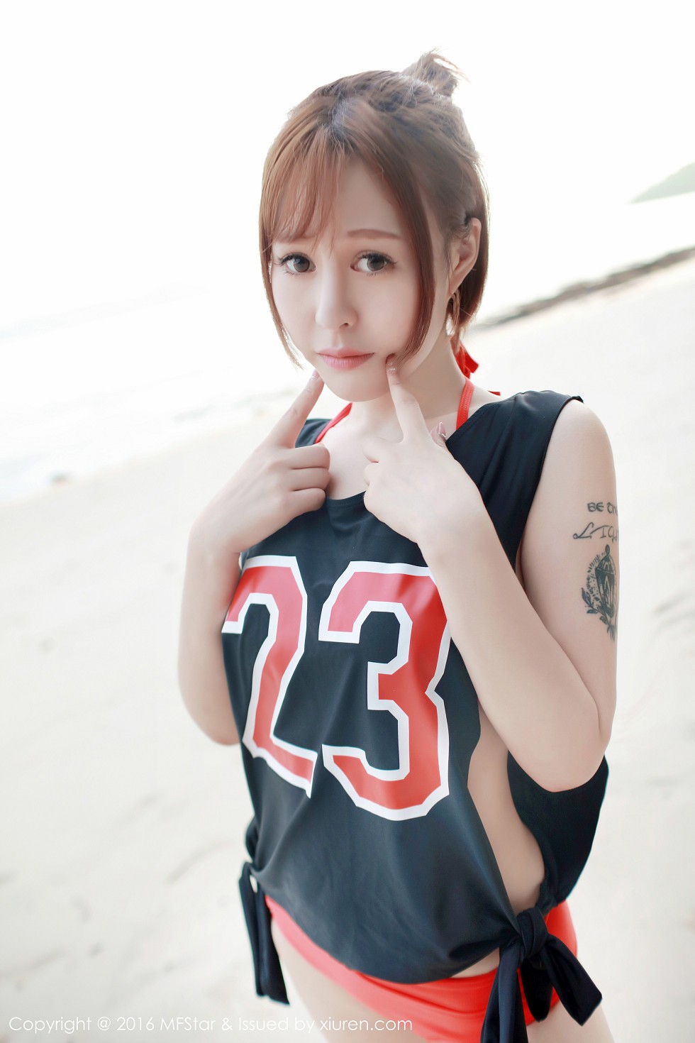 [MFStar模范学院]Vol.067_嫩模Evelyn艾莉心愿旅拍性感内衣蕾丝网袜诱惑写真50P