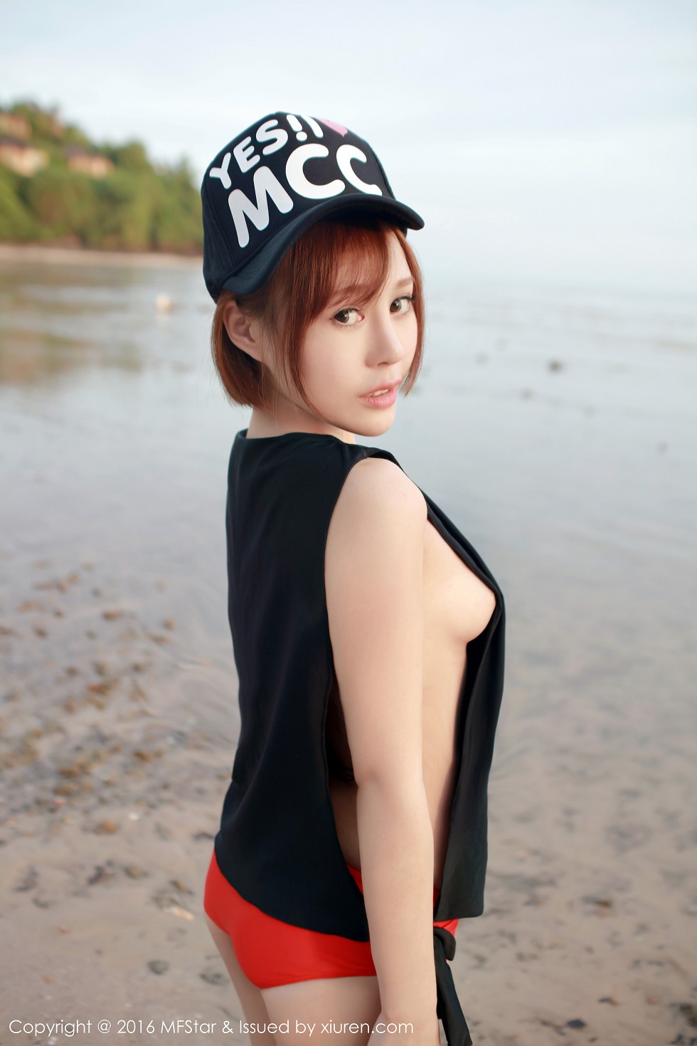 [MFStar模范学院]Vol.067_嫩模Evelyn艾莉心愿旅拍性感内衣蕾丝网袜诱惑写真50P
