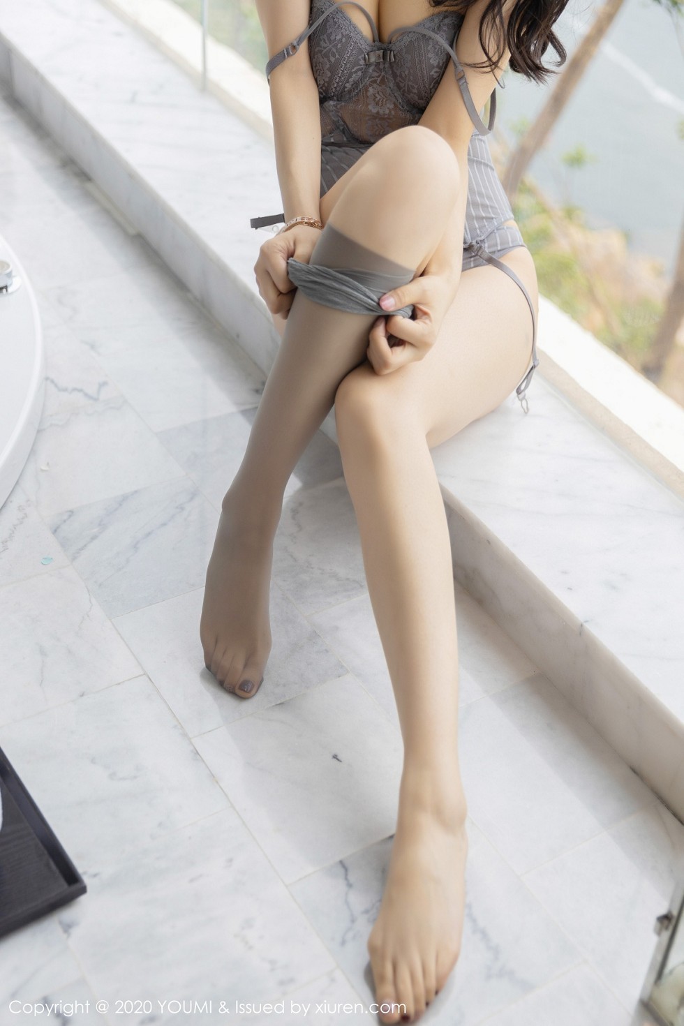 [YouMi尤蜜荟]Vol.503_女神Angela小热巴大理旅拍缕空情趣内衣配吊带丝袜诱惑写真68P