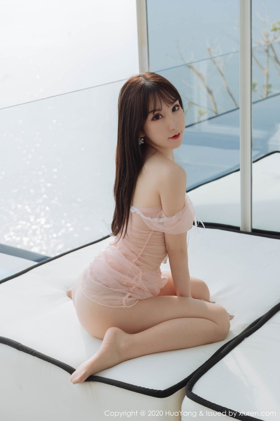 [HuaYang花漾]Vol.273_女神周于希Sandy云南旅拍性感粉色薄纱内衣秀完美身材诱惑写真67P