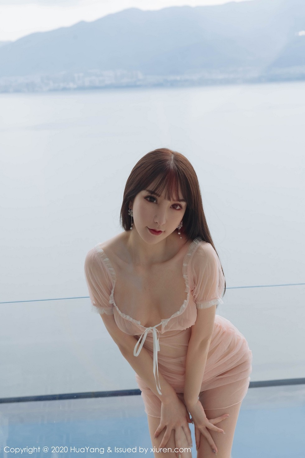 [HuaYang花漾]Vol.273_女神周于希Sandy云南旅拍性感粉色薄纱内衣秀完美身材诱惑写真67P