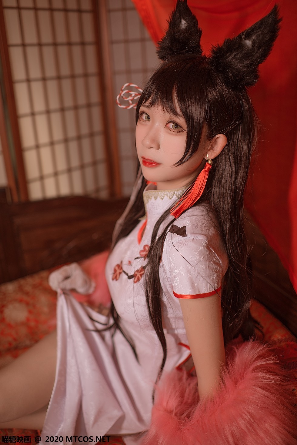[喵糖映画]HML.028_爱宕旗袍美女私房猫女郎装扮高开旗袍秀白嫩美腿诱惑写真20P