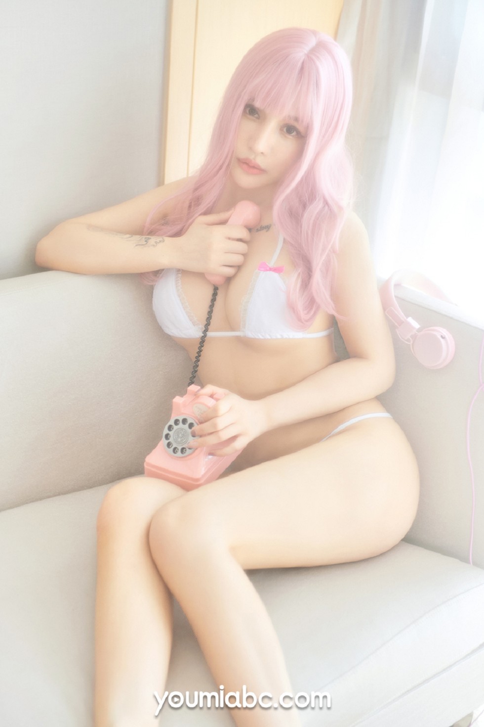 [YouMi尤蜜]Vol.287_嫩模可可私房性感白色比基尼+短裙黑丝网袜秀完美身材诱惑写真41P