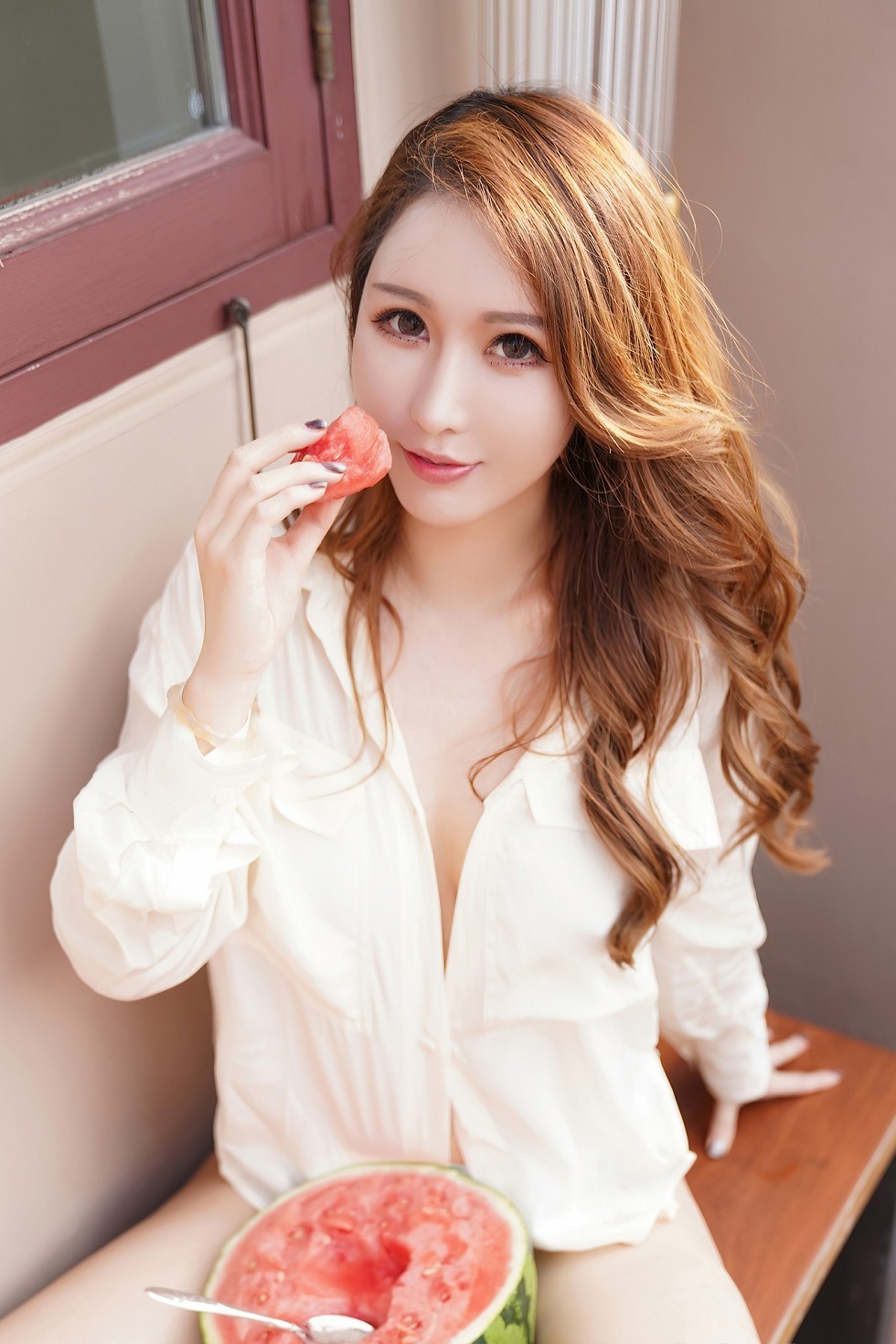XiuRen第2482期_女神Egg-尤妮丝私房真空白衬衣秀魔鬼身材半露豪乳极致诱惑写真78P