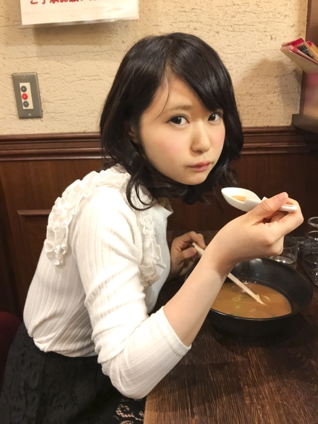 [300MAAN-001]ゆりな (21) 素人
