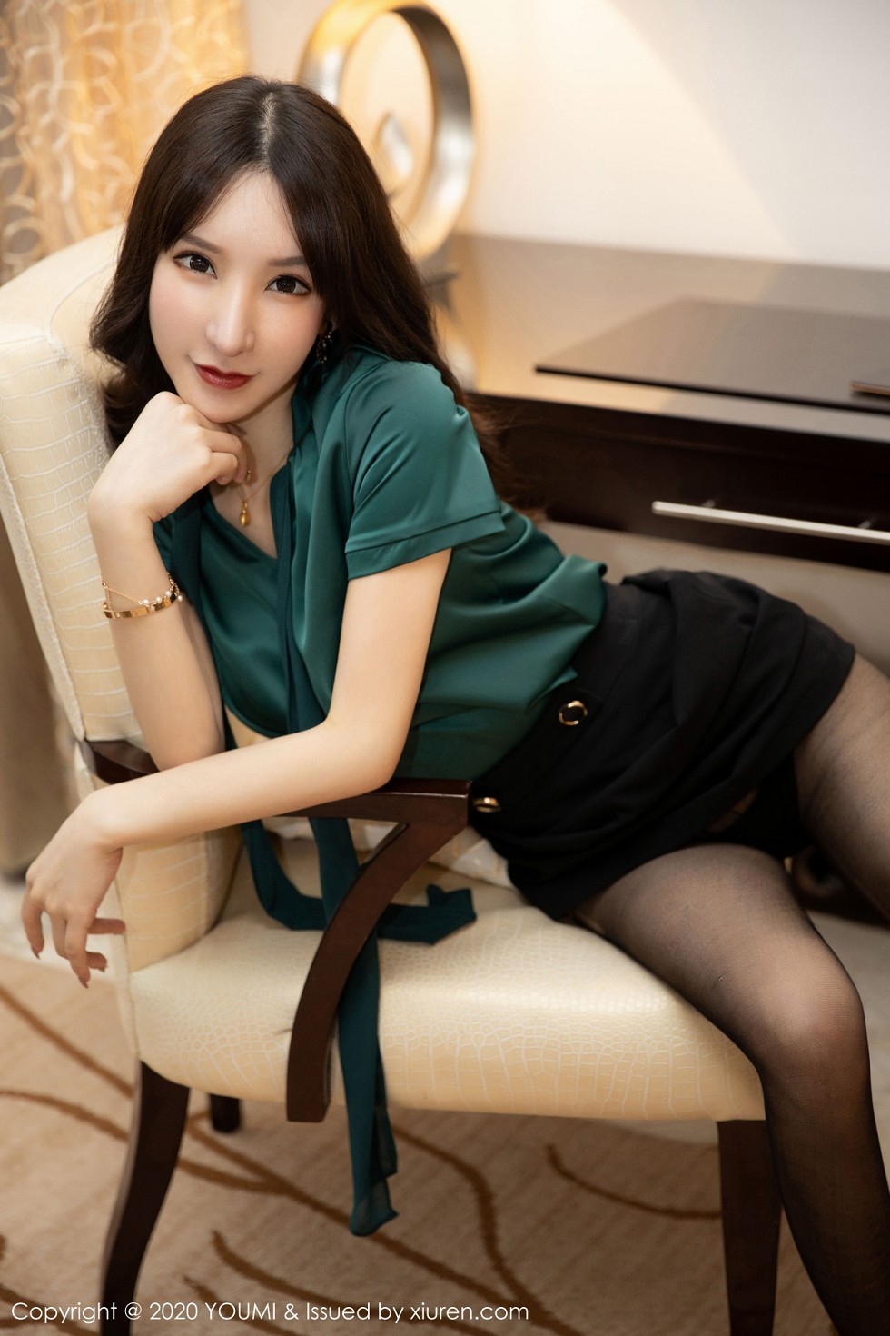 [YouMi尤蜜荟]Vol.519_女神周于希Sandy三亚旅拍魅惑黑色内衣配黑丝裤袜极致诱惑写真64P