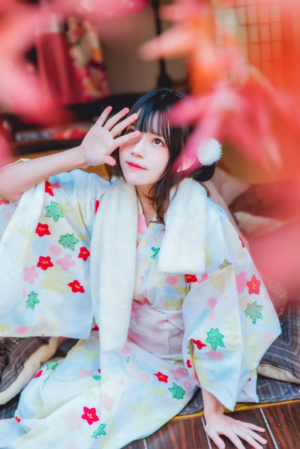 [喵糖映画]Vol.234_花色和服美少女户外红色枫叶下更显清爽迷人写真25P