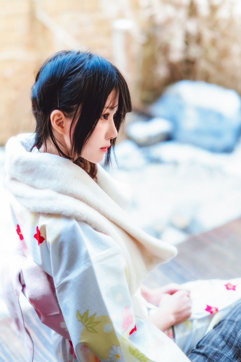 [喵糖映画]Vol.234_花色和服美少女户外红色枫叶下更显清爽迷人写真25P