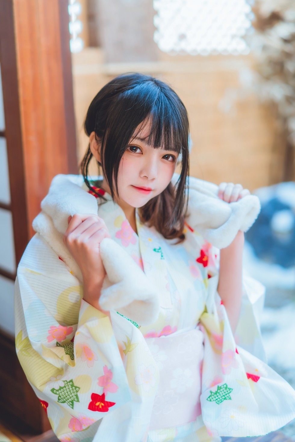 [喵糖映画]Vol.234_花色和服美少女户外红色枫叶下更显清爽迷人写真25P