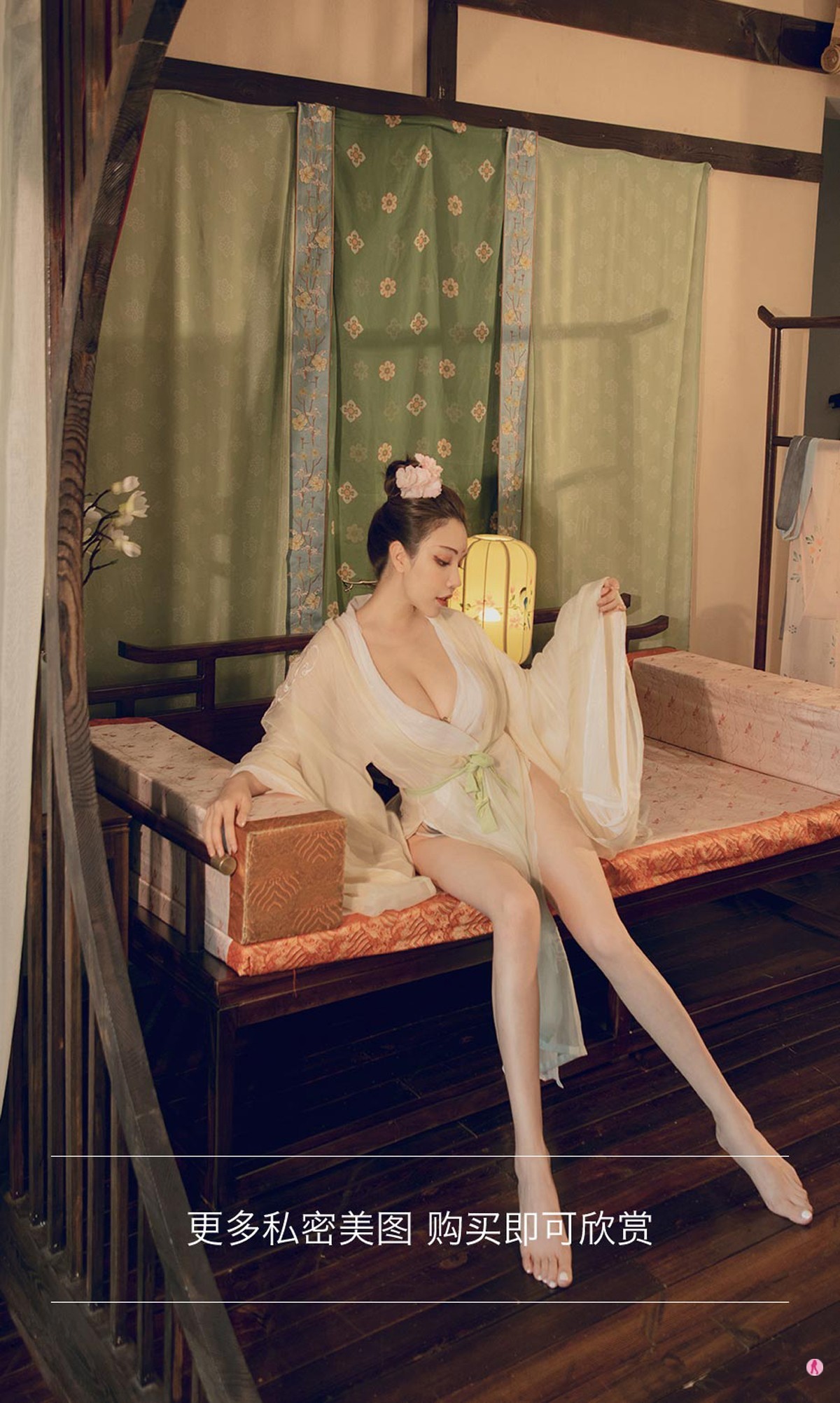 [Ugirls爱尤物]No.1923_嫩模妮小妖中秋花满月夜主题低胸古典服饰秀豪乳诱惑写真35P