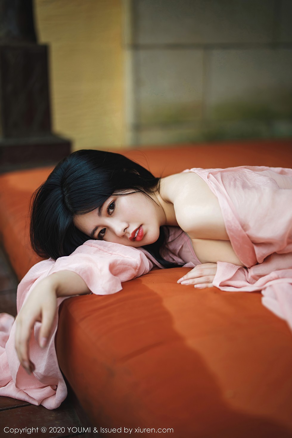 [YouMi尤蜜荟]Vol.523_女神娜露Selena西双版纳旅拍轻薄粉色长裙秀傲人豪乳诱惑写真89P
