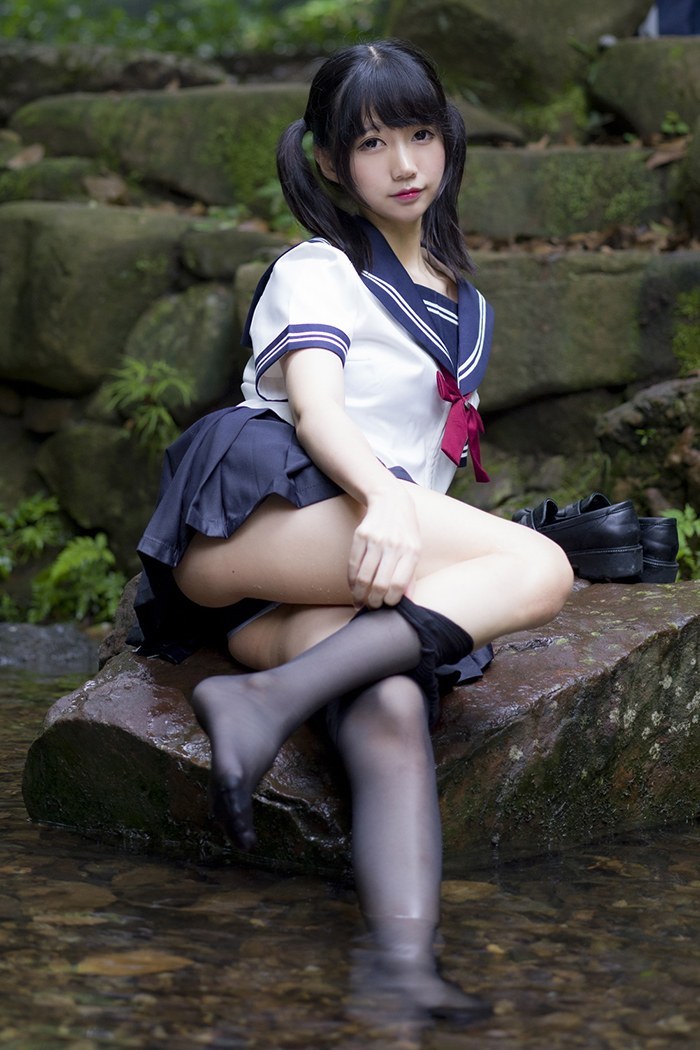激萌学生妹魔物喵黑丝制服野外露出(图32)