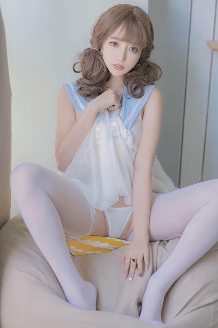宅男女神米线线开档丝袜大秀美乳(图13)