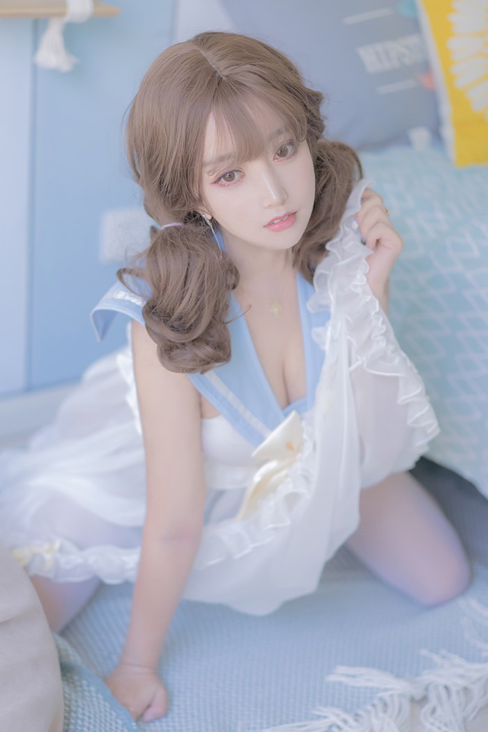 宅男女神米线线开档丝袜大秀美乳(图28)