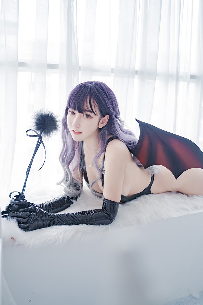 嗜血小恶魔米线线三点胶衣尺度大胆(图19)