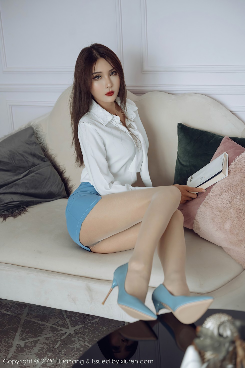 [HuaYang花漾]Vol.291_嫩模Emily顾奈奈秘书0L装扮主题白衬衣配肉丝裤袜诱惑写真62P