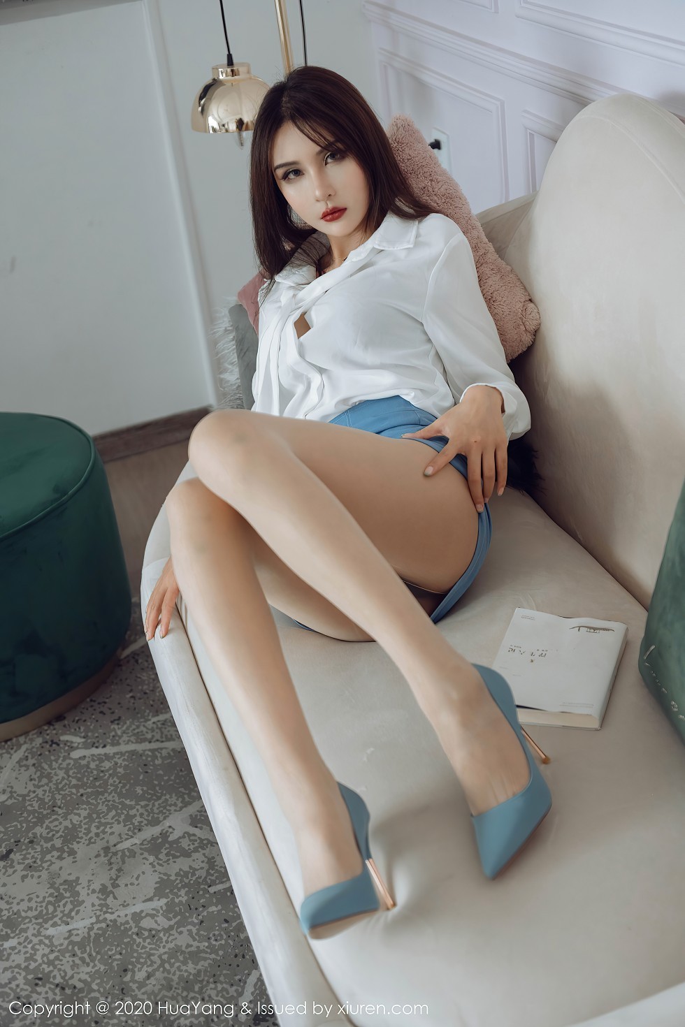 [HuaYang花漾]Vol.291_嫩模Emily顾奈奈秘书0L装扮主题白衬衣配肉丝裤袜诱惑写真62P