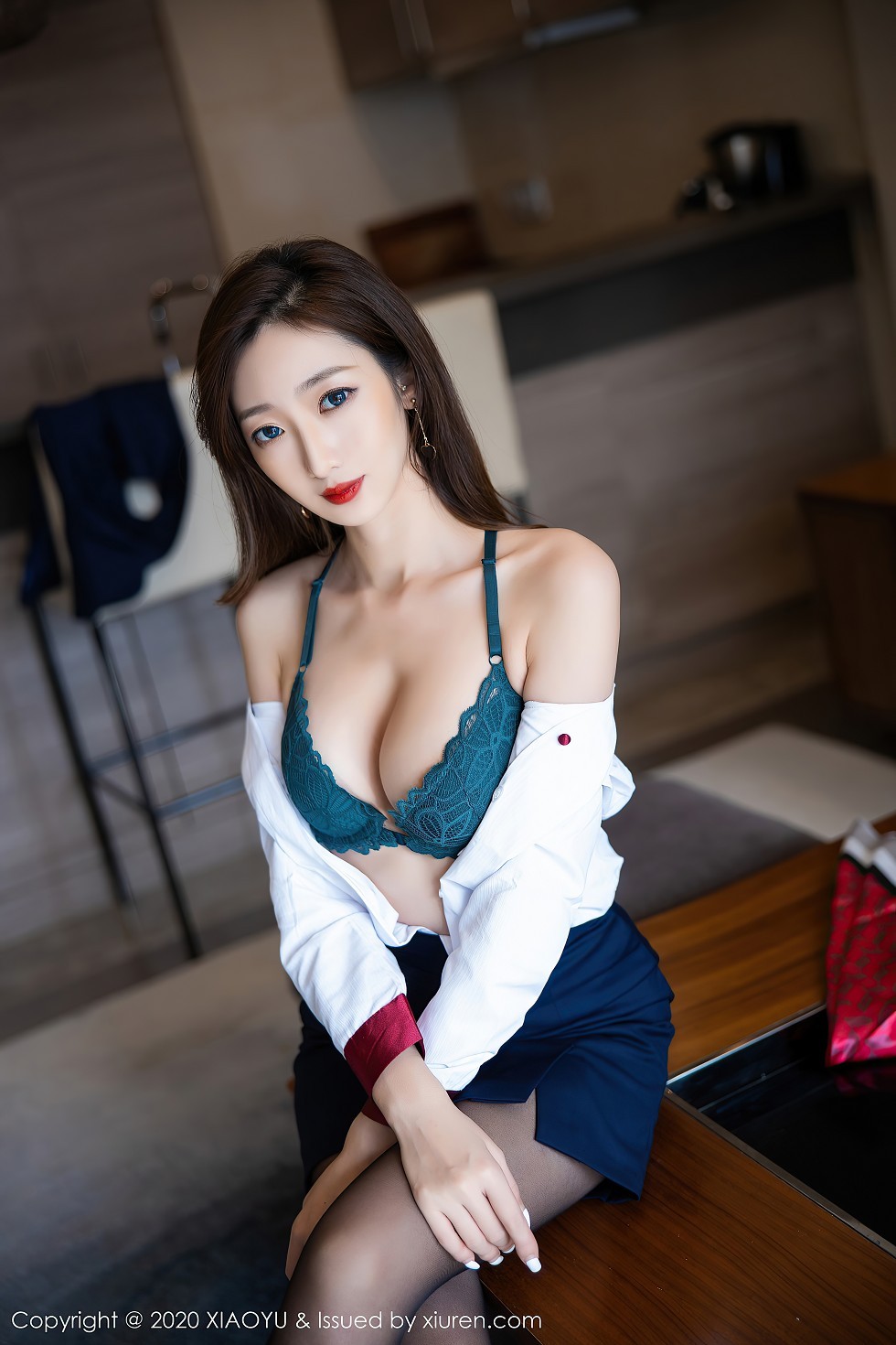 [XiaoYu画语界]Vol.370_嫩模安琪Yee私房脱职业装露性感内衣黑丝裤袜极致魅惑写真61P