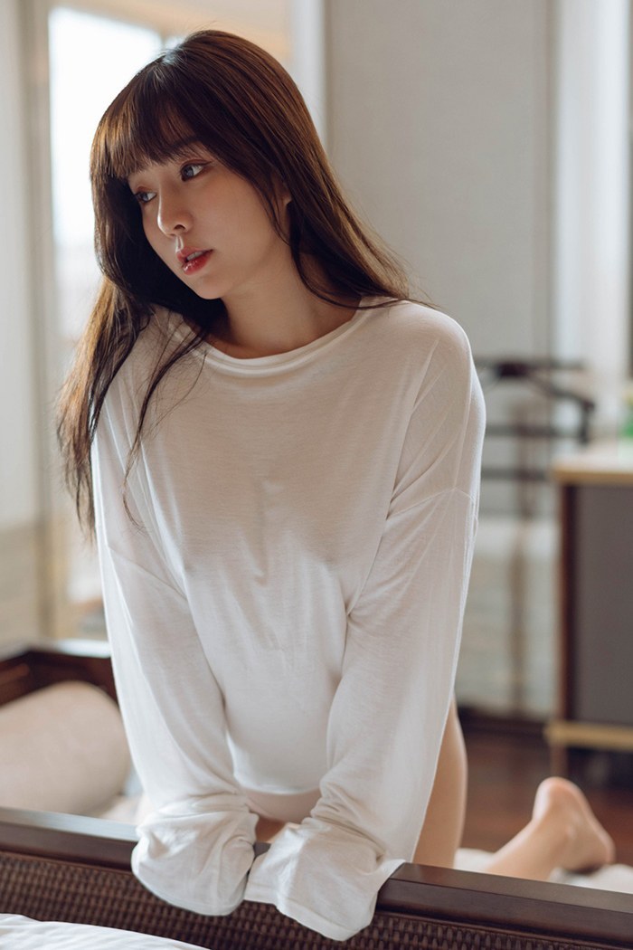完美女人王雨纯豪乳深沟若隐若现(图47)