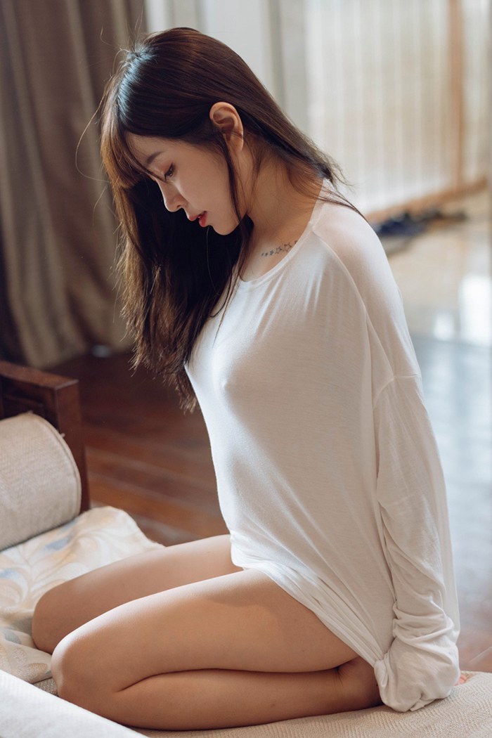 完美女人王雨纯豪乳深沟若隐若现(图58)