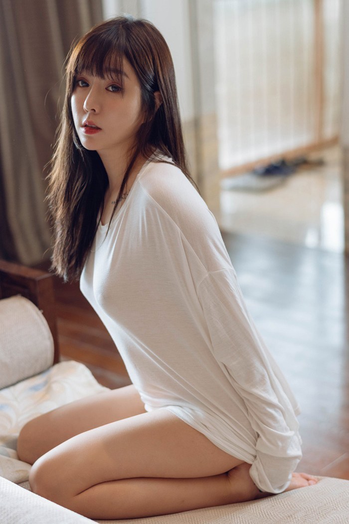 完美女人王雨纯豪乳深沟若隐若现(图59)